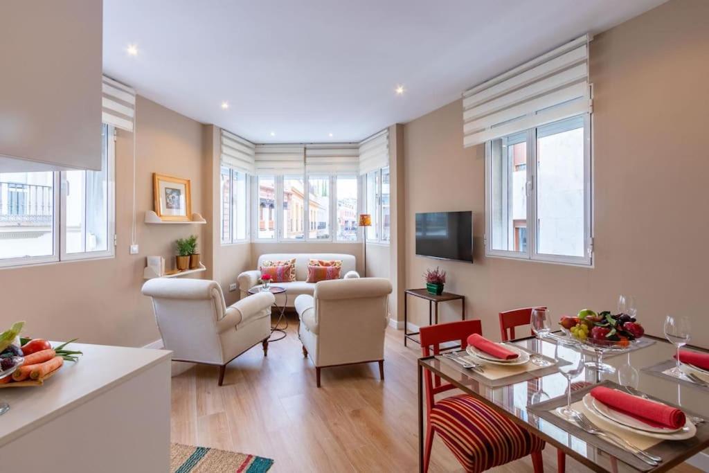 Plaza Nueva Deluxe Suite By Valcambre Seville Exterior photo